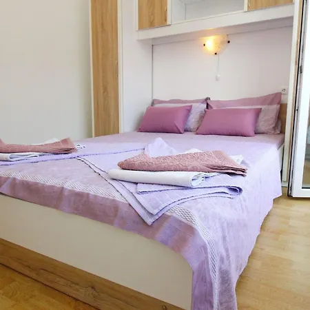 In Mit Eigenem Balkon By Interhome Apartmán *