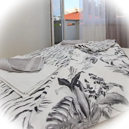 Διαμέρισμα In Mit Eigenem Balkon By Interhome