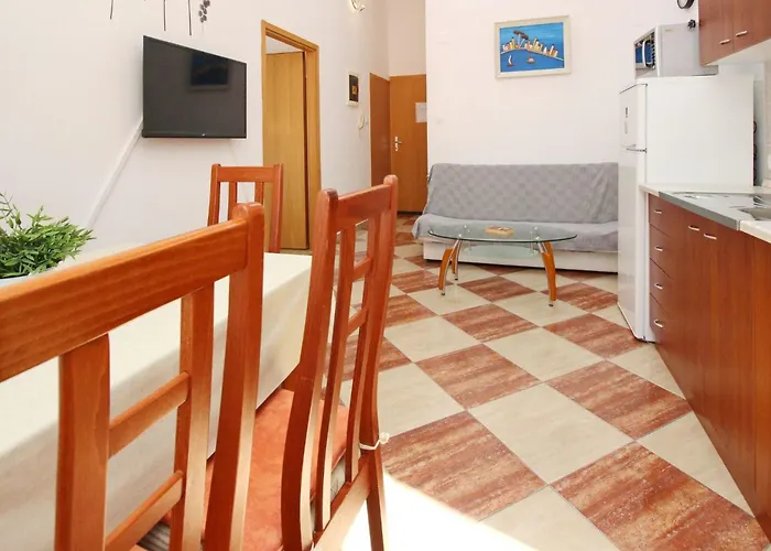 In Mit Eigenem Balkon By Interhome Apartmán Baška